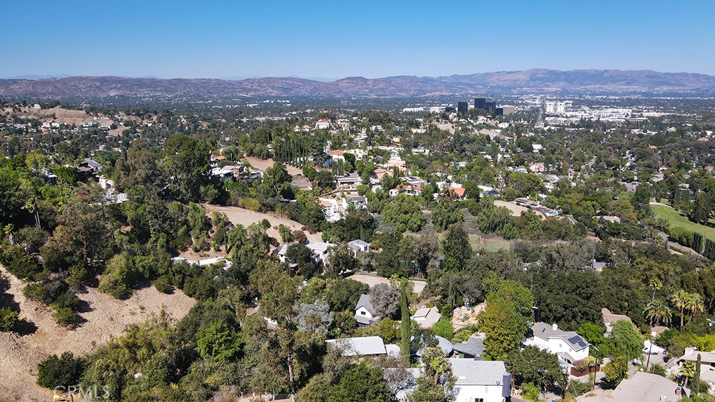 4559 Ensenada Drive, Woodland Hills, CA 91364