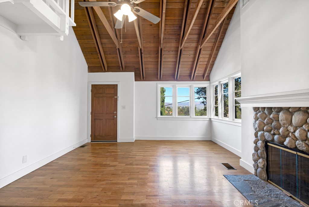 4559 Ensenada Drive, Woodland Hills, CA 91364