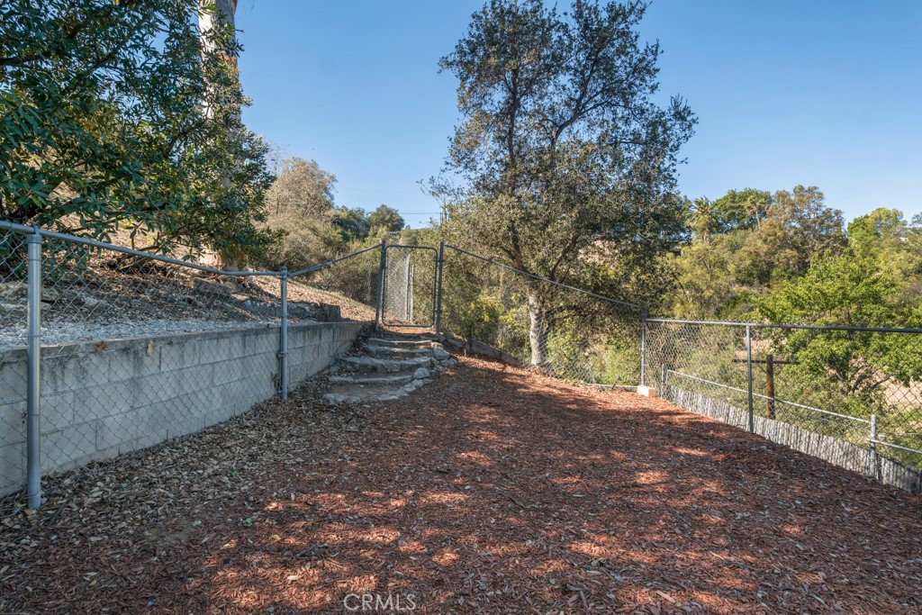 4559 Ensenada Drive, Woodland Hills, CA 91364