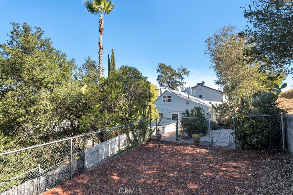 4559 Ensenada Drive, Woodland Hills, CA 91364