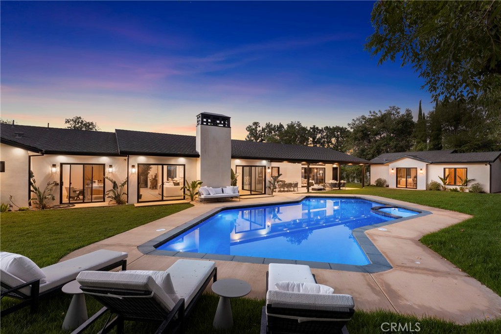 5200 Armida Drive, Woodland Hills, CA 91364