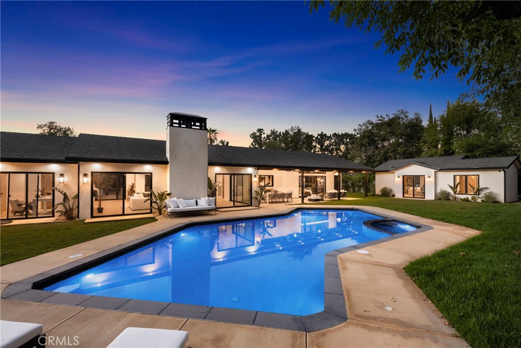 5200 Armida Drive, Woodland Hills, CA 91364