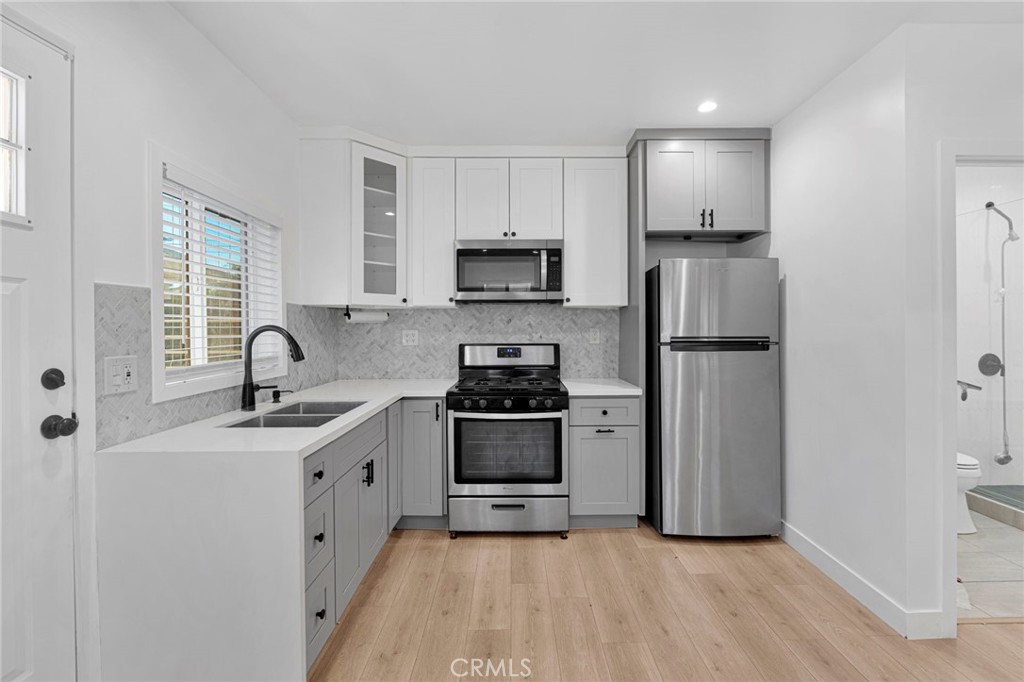 13524 Debell, Arleta, CA 91331