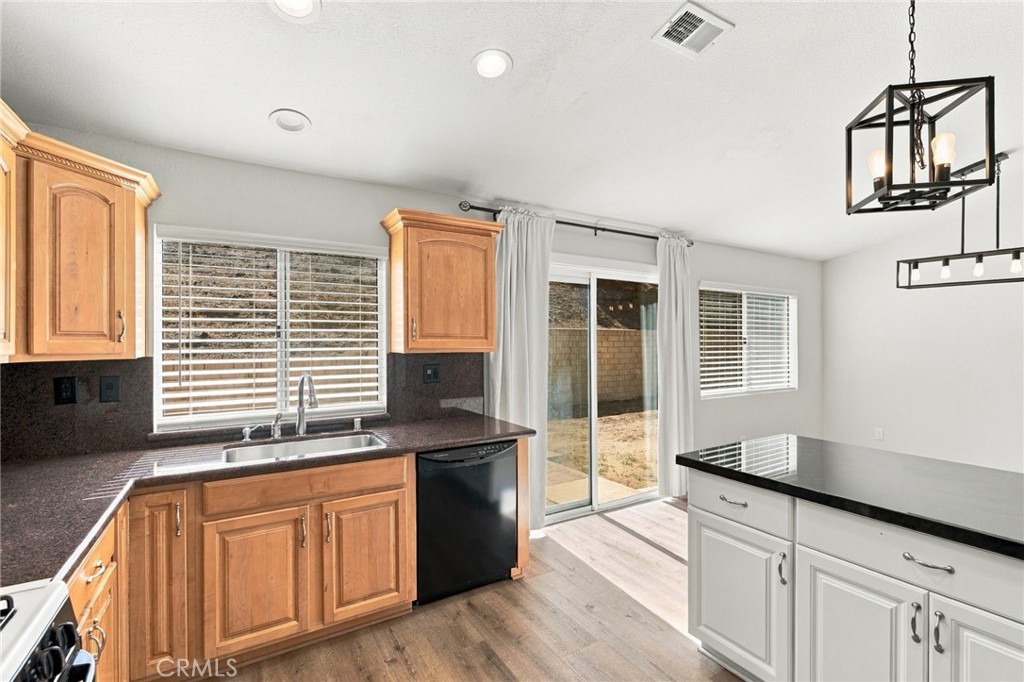 3204 Quarry, Palmdale, CA 93550