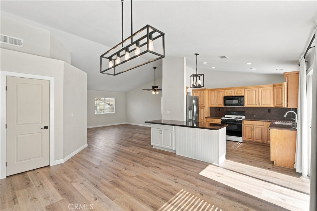 3204 Quarry, Palmdale, CA 93550