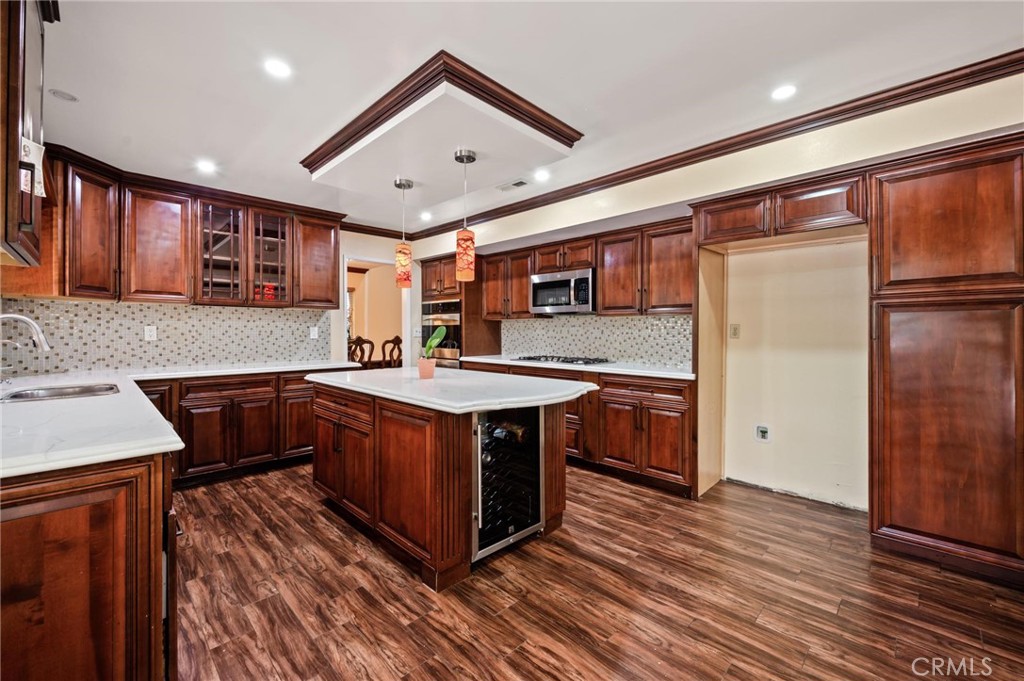 22606 Archwood Street, West Hills, CA 91307