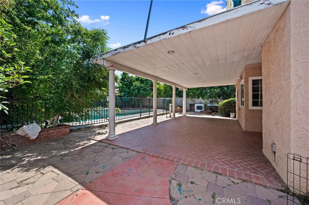 22606 Archwood Street, West Hills, CA 91307