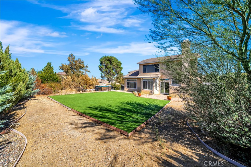 42025 Allan Drive, Lancaster, CA 93536