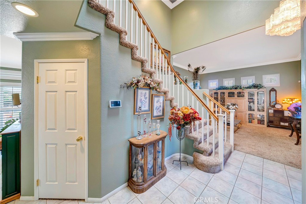 42025 Allan Drive, Lancaster, CA 93536