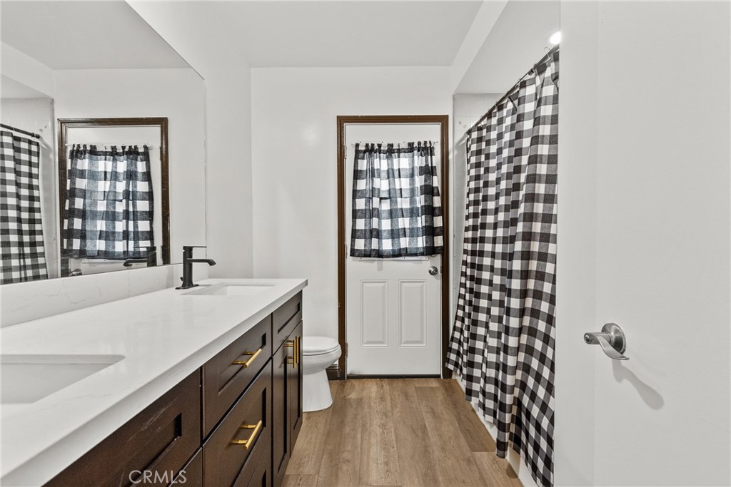 9724 Bothwell Road, Northridge, CA 91324