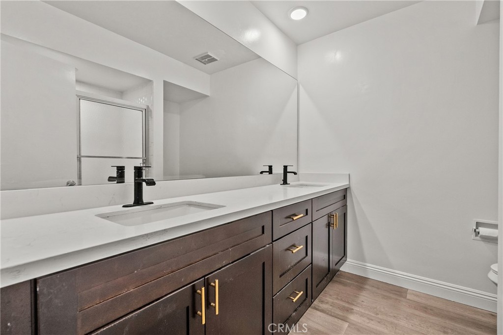9724 Bothwell Road, Northridge, CA 91324
