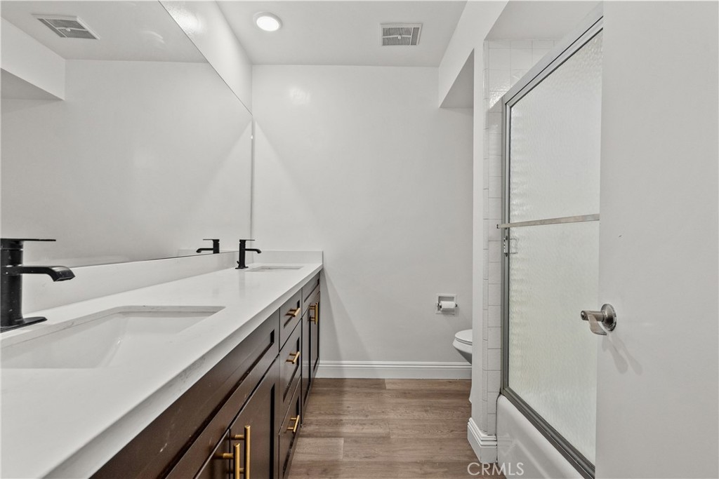 9724 Bothwell Road, Northridge, CA 91324