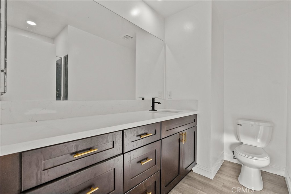 9724 Bothwell Road, Northridge, CA 91324