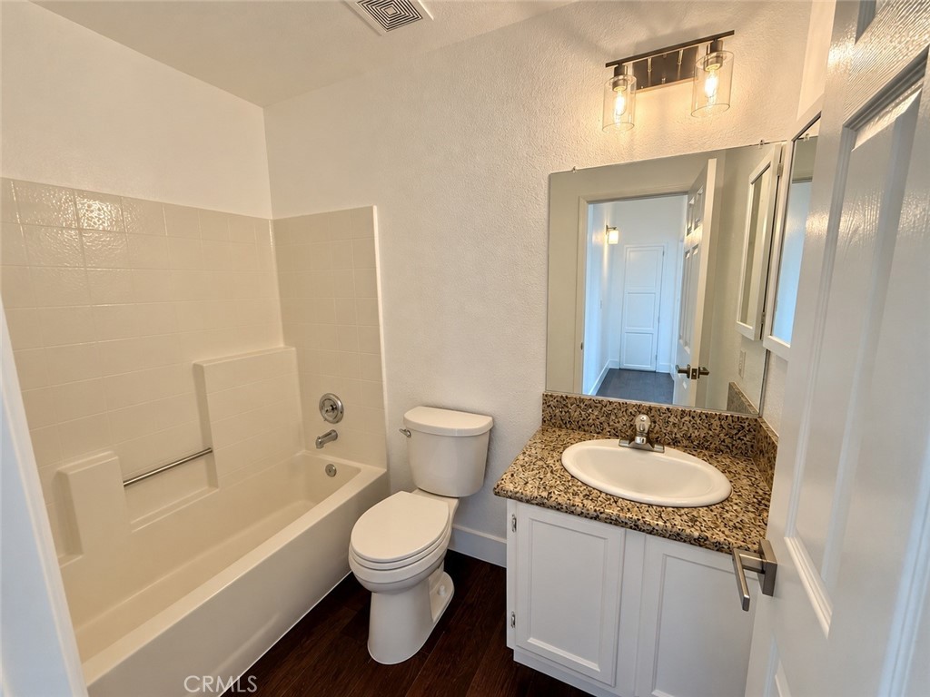 2728 Redington, Palmdale, CA 93551