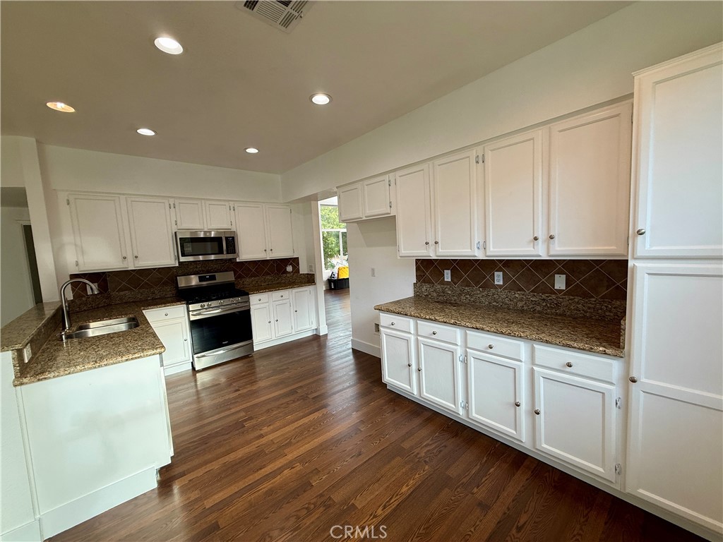 2728 Redington, Palmdale, CA 93551 2728 Redington, Palmdale, CA 93551
