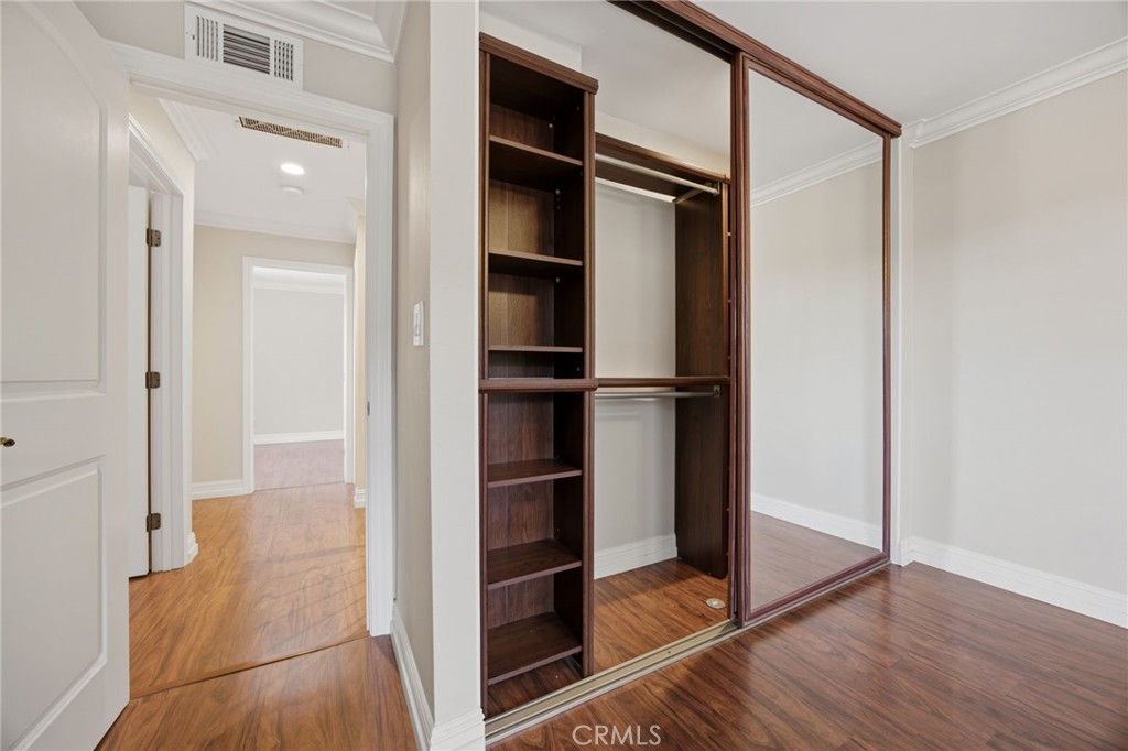 19208 Hamlin Street, #5, Reseda, CA 91335
