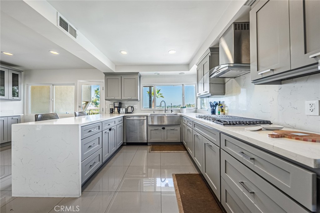 4534 Totana Drive, Tarzana, CA 91356