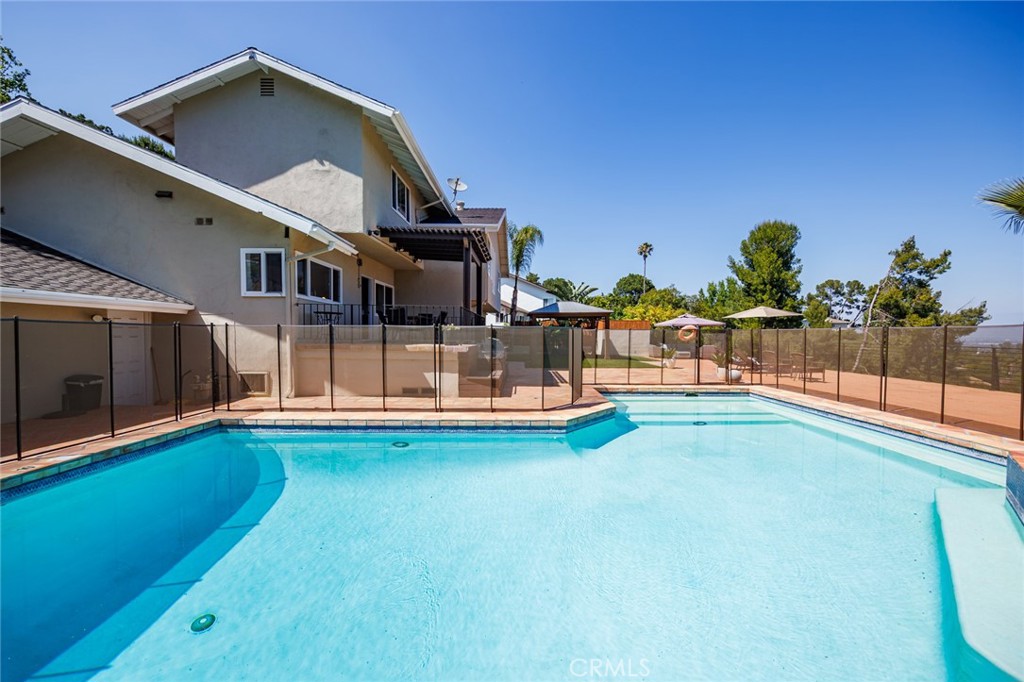 4534 Totana Drive, Tarzana, CA 91356