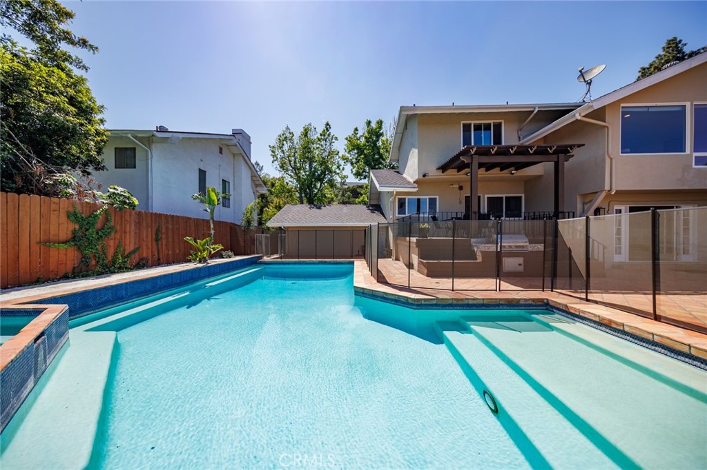 4534 Totana Drive, Tarzana, CA 91356