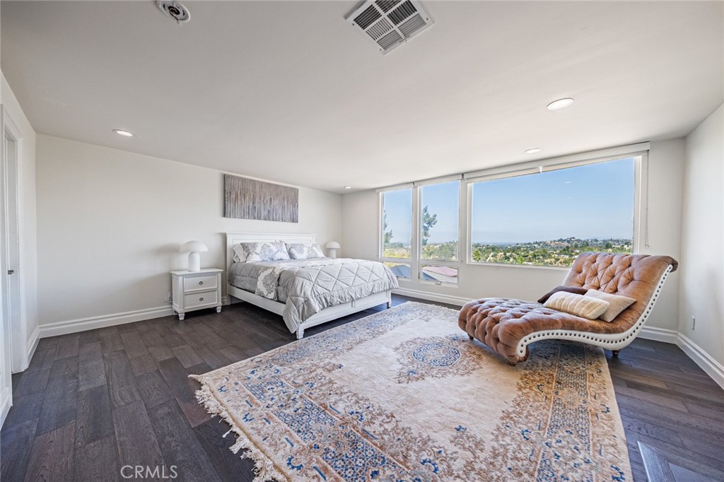 4534 Totana Drive, Tarzana, CA 91356
