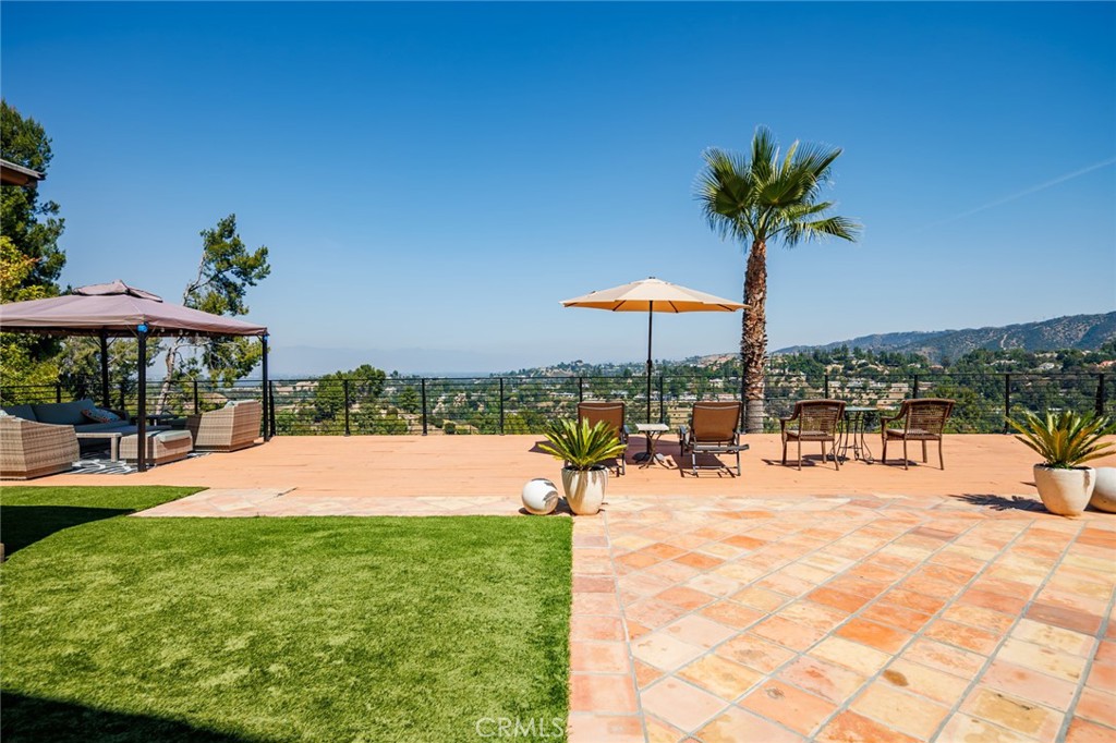 4534 Totana Drive, Tarzana, CA 91356