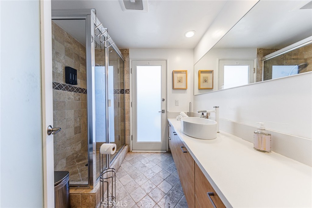 4534 Totana Drive, Tarzana, CA 91356