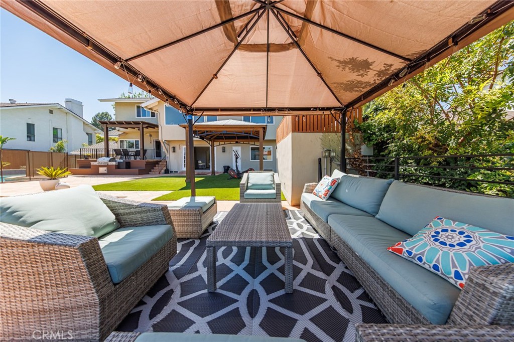 4534 Totana Drive, Tarzana, CA 91356