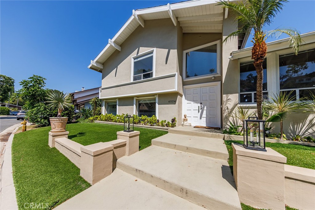 4534 Totana Drive, Tarzana, CA 91356