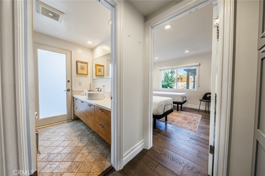 4534 Totana Drive, Tarzana, CA 91356