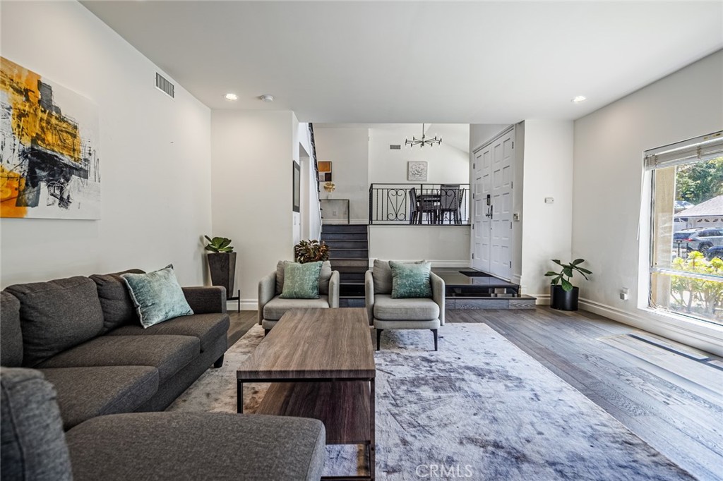 4534 Totana Drive, Tarzana, CA 91356