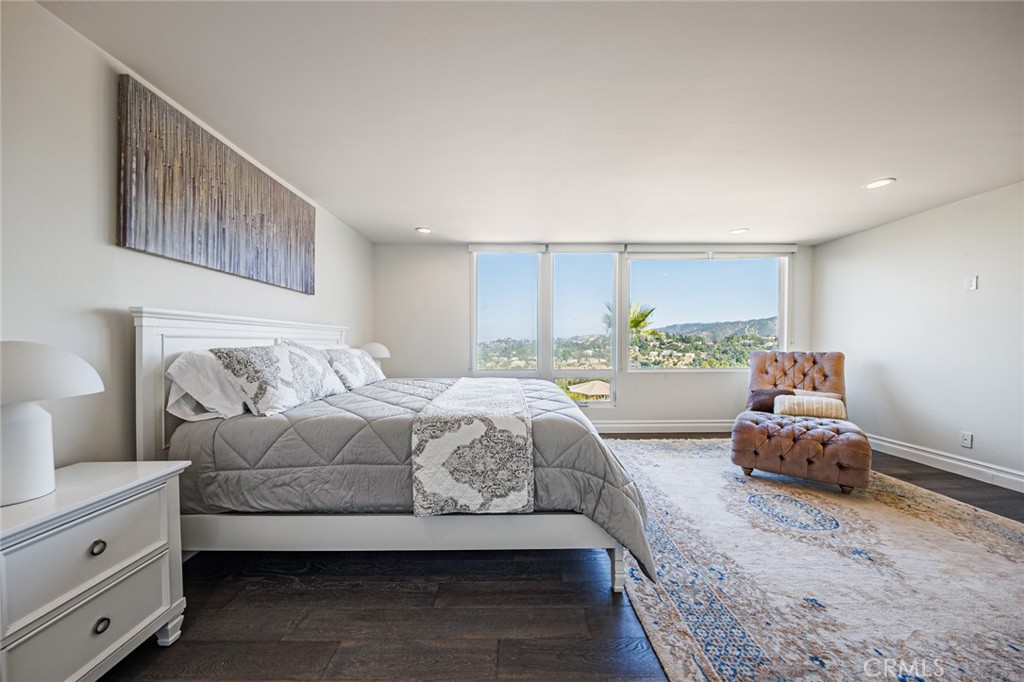 4534 Totana Drive, Tarzana, CA 91356