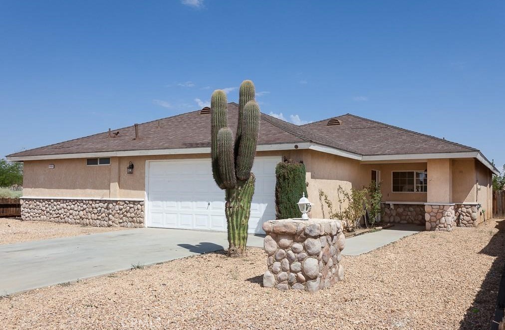 7173 Dogwood Avenue, California City, CA 93505