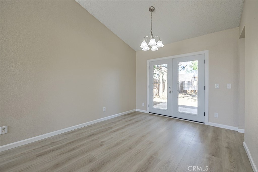 663 E Kettering, Lancaster, CA 93535