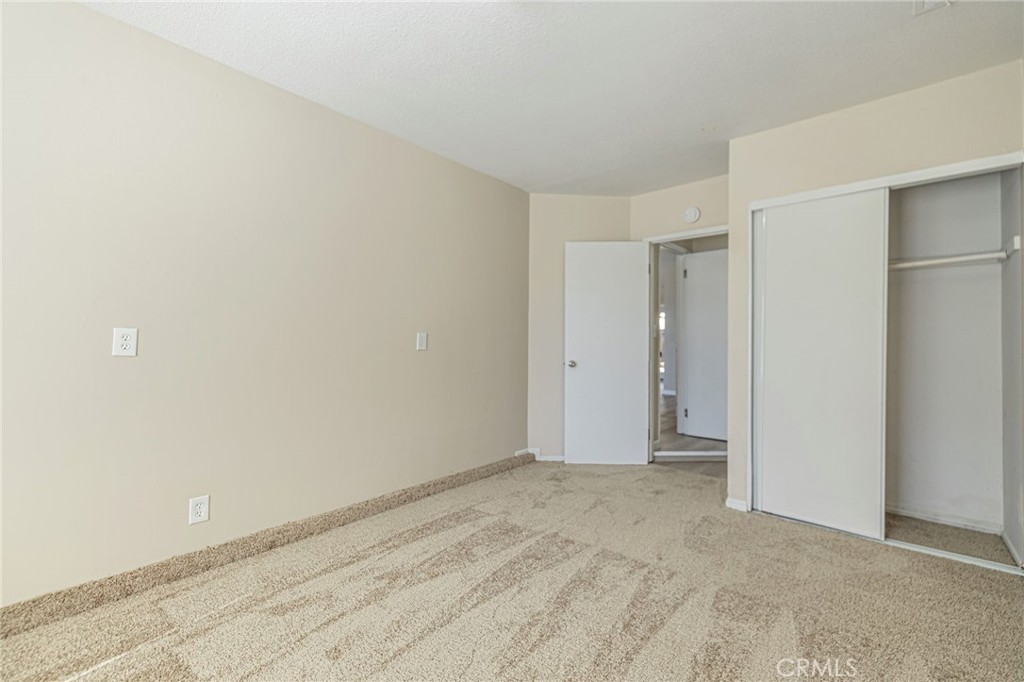 663 E Kettering, Lancaster, CA 93535