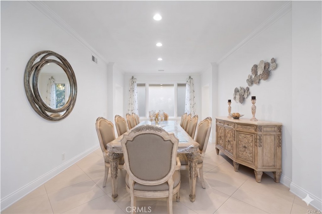 24142 Park Riviera, Calabasas, CA 91302