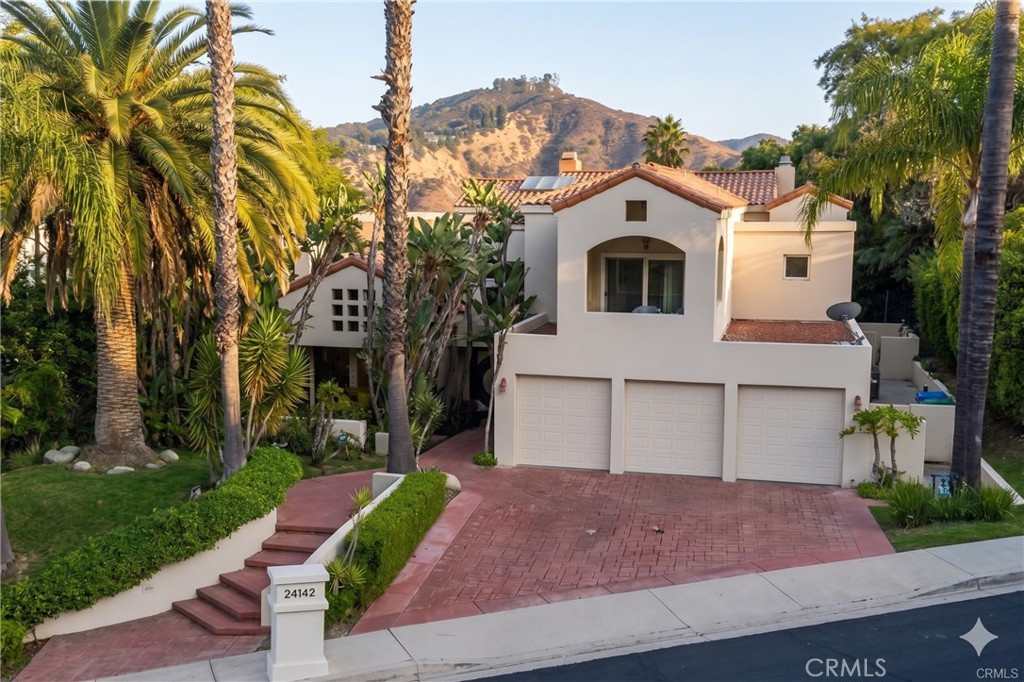 24142 Park Riviera, Calabasas, CA 91302 24142 Park Riviera, Calabasas, CA 91302