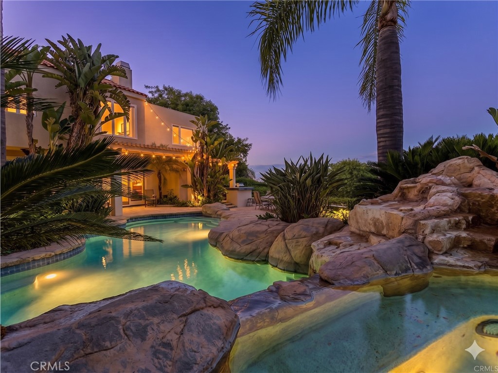 24142 Park Riviera, Calabasas, CA 91302