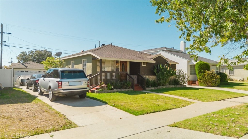 2036 W 95th Street, Los Angeles, CA 90047