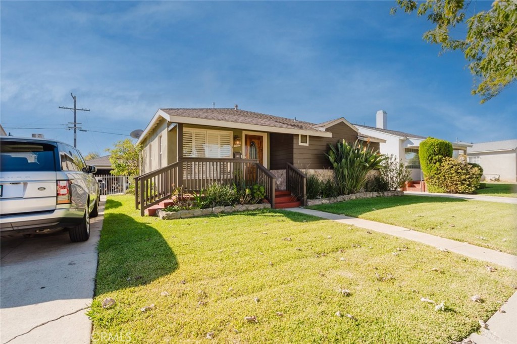 2036 W 95th Street, Los Angeles, CA 90047