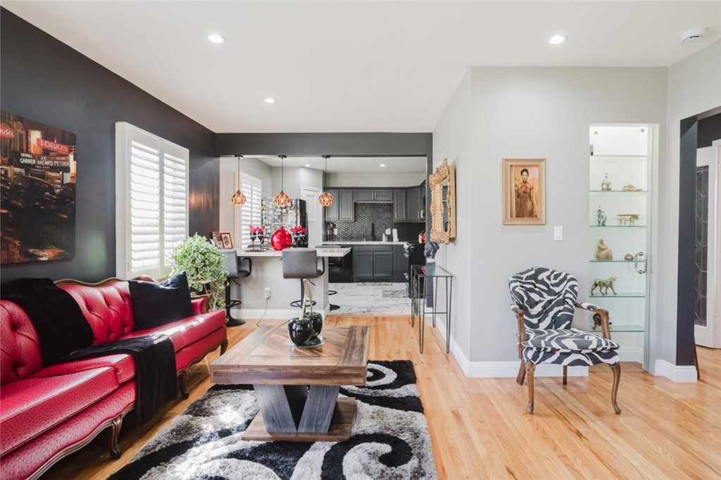 2036 W 95th Street, Los Angeles, CA 90047