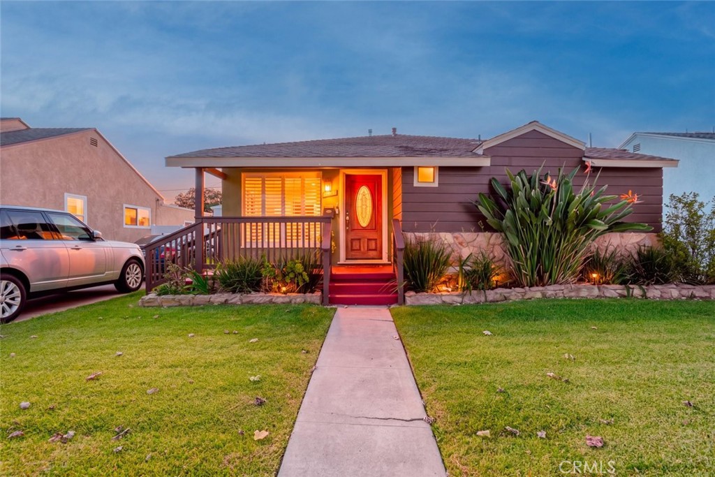 2036 W 95th Street, Los Angeles, CA 90047