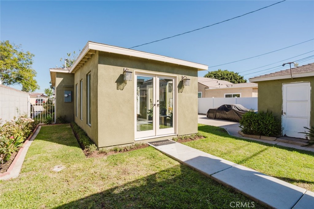 2036 W 95th Street, Los Angeles, CA 90047