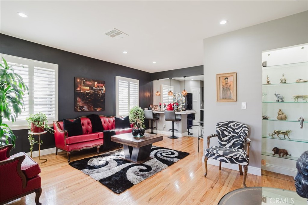 2036 W 95th Street, Los Angeles, CA 90047