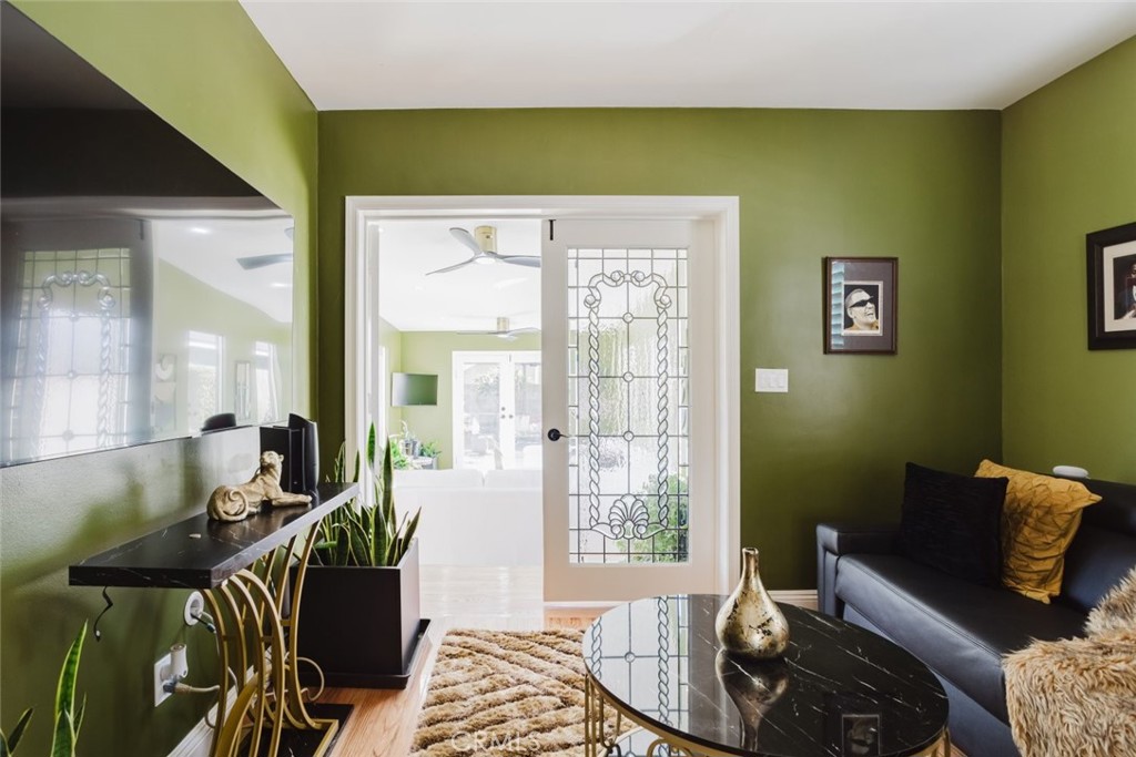 2036 W 95th Street, Los Angeles, CA 90047