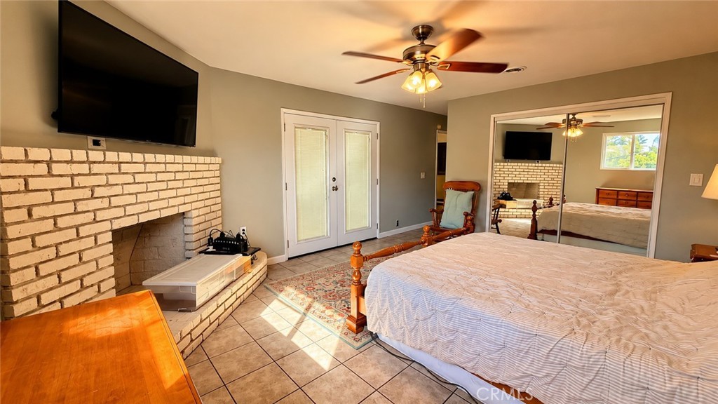909 Meredith, Bakersfield, CA 93304