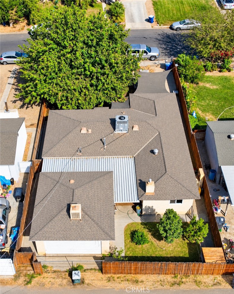 909 Meredith, Bakersfield, CA 93304