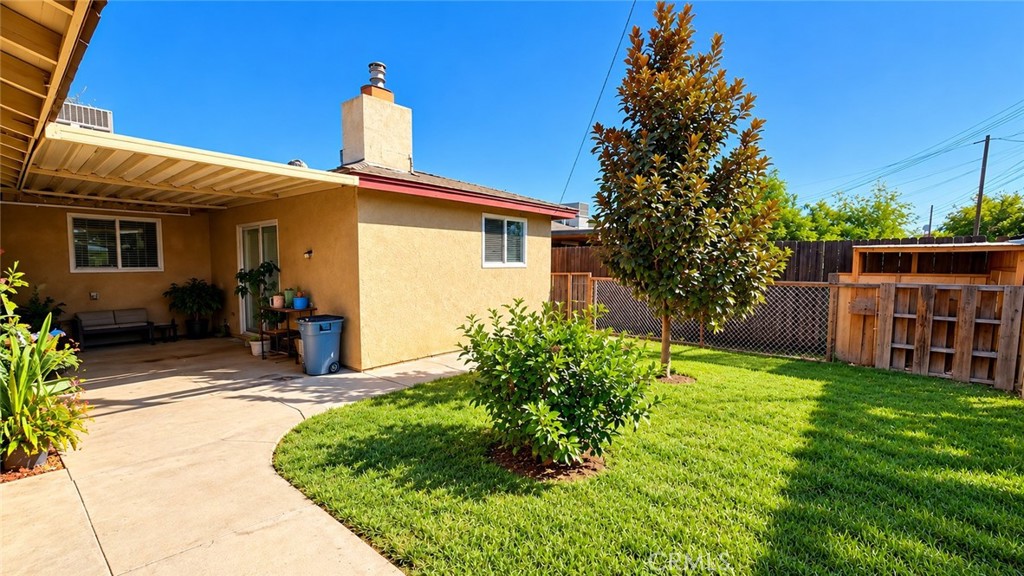 909 Meredith, Bakersfield, CA 93304
