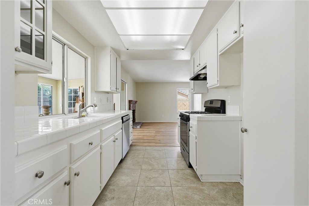 2640 Minford Court, Lancaster, CA 93536