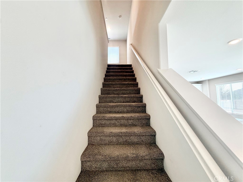 31799 Woodbank Way, Winchester, CA 92596