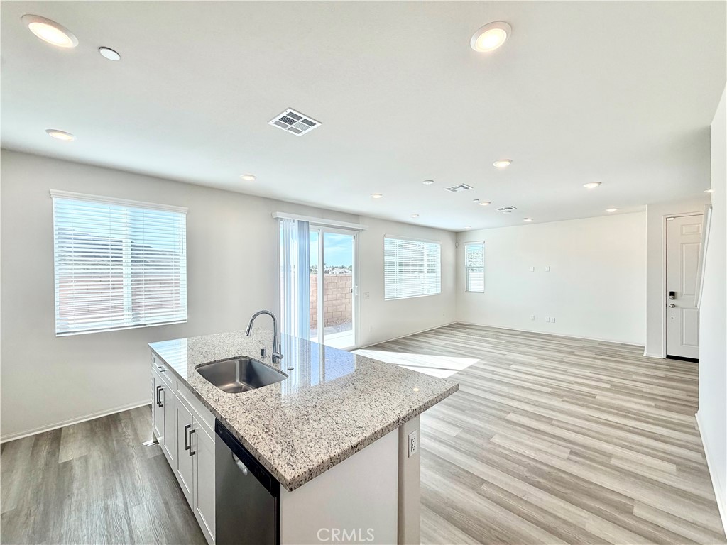31799 Woodbank Way, Winchester, CA 92596